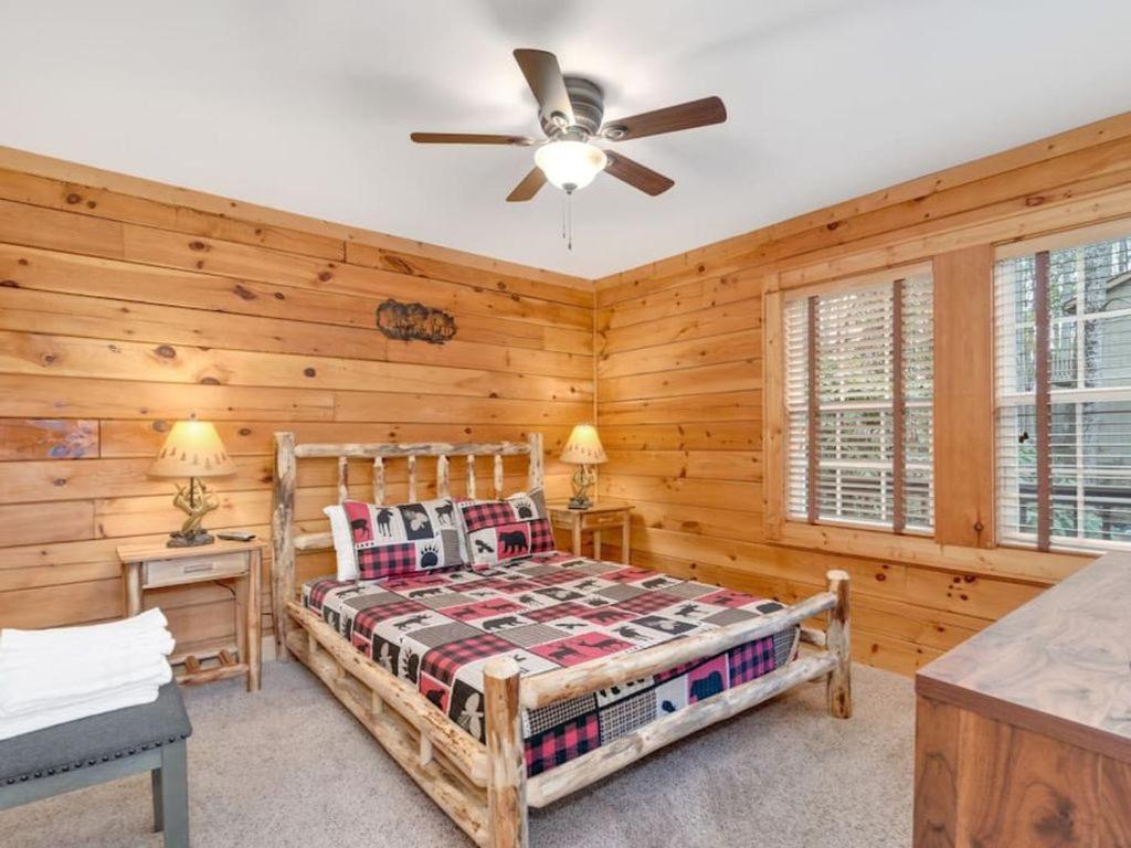Soco Serene Cabin In The Heart Of Maggie Valley Exterior photo